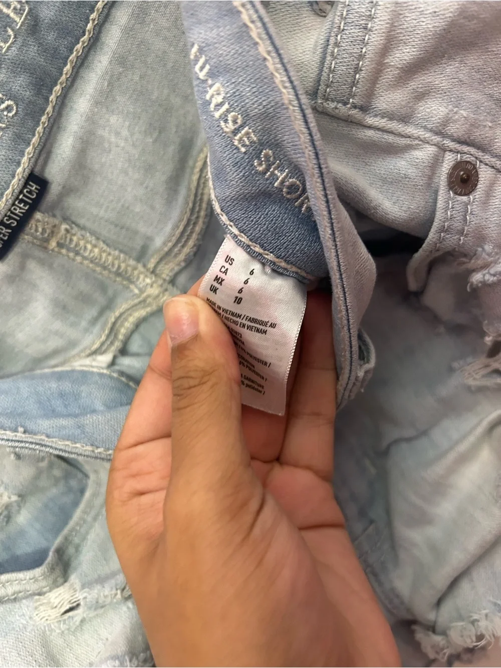 american eagle light washed denim shorts